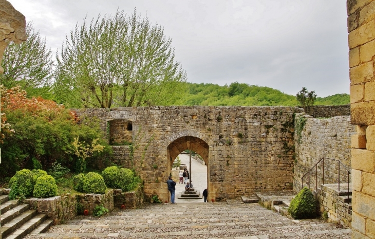 La Commune - Saint-Amand-de-Coly