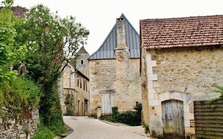 La Commune - Saint-Amand-de-Coly