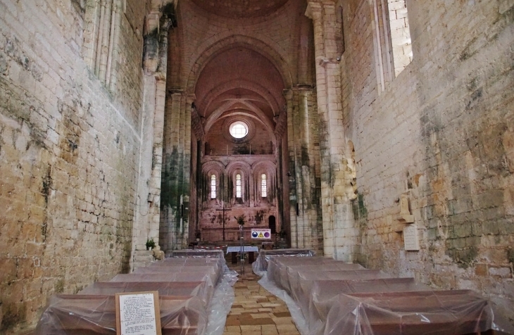 <<église Saint-Amand - Saint-Amand-de-Coly