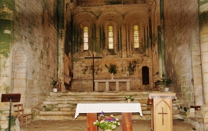 <<église Saint-Amand - Saint-Amand-de-Coly