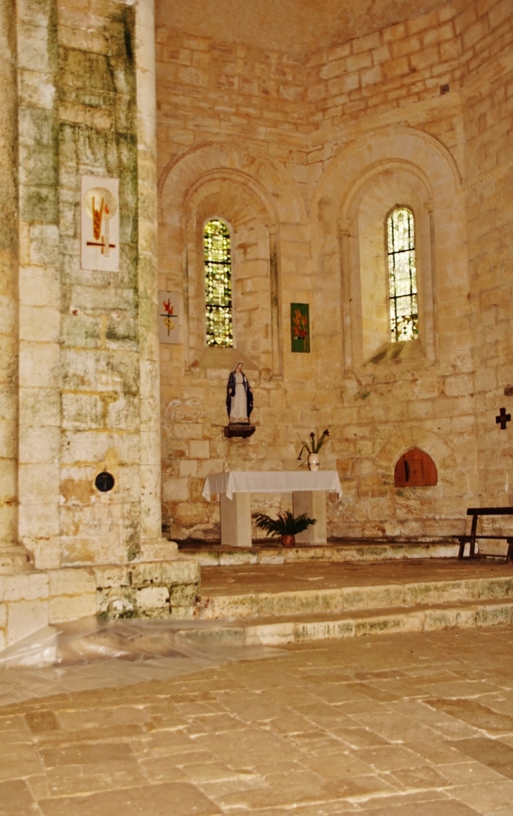 <<église Saint-Amand - Saint-Amand-de-Coly