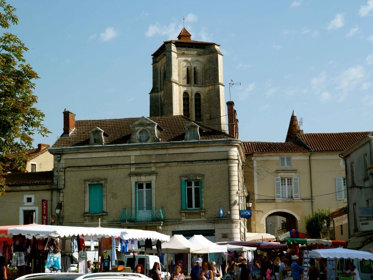 Le Marché - Saint-Astier