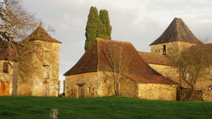 L'église XII ème. - Saint-Avit-de-Vialard