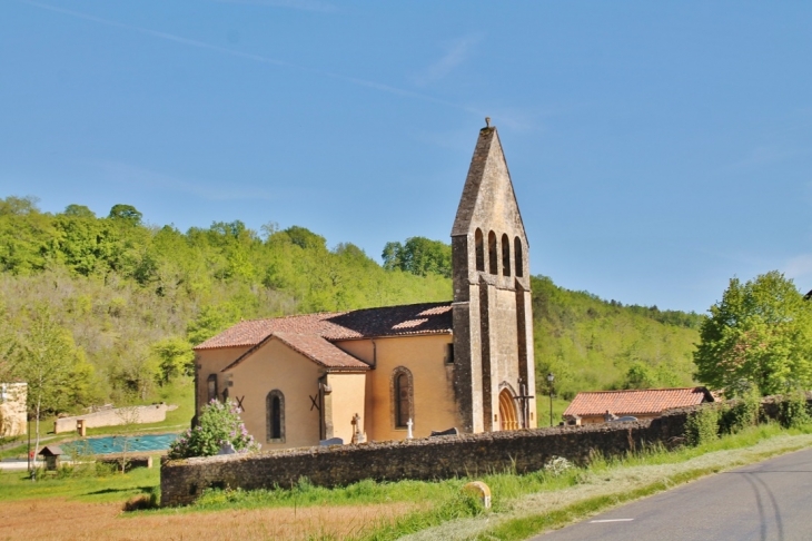 <<église Saint-Avit - Saint-Avit-Rivière