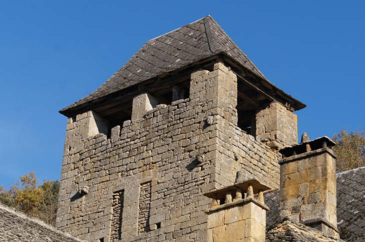 Le-clocher-de-l-eglise-de-saint-crepin - Saint-Crépin-et-Carlucet