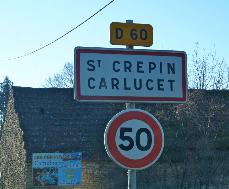 Autrefois :  en 1825 , fusion des communes de Carlucet et de Saint-Crépin pour donner le nom de Saint-Crépin et Carlucet. - Saint-Crépin-et-Carlucet