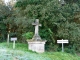 Photo précédente de Saint-Crépin-et-Carlucet Croix de chemin près du Vieux Saint Crepin.