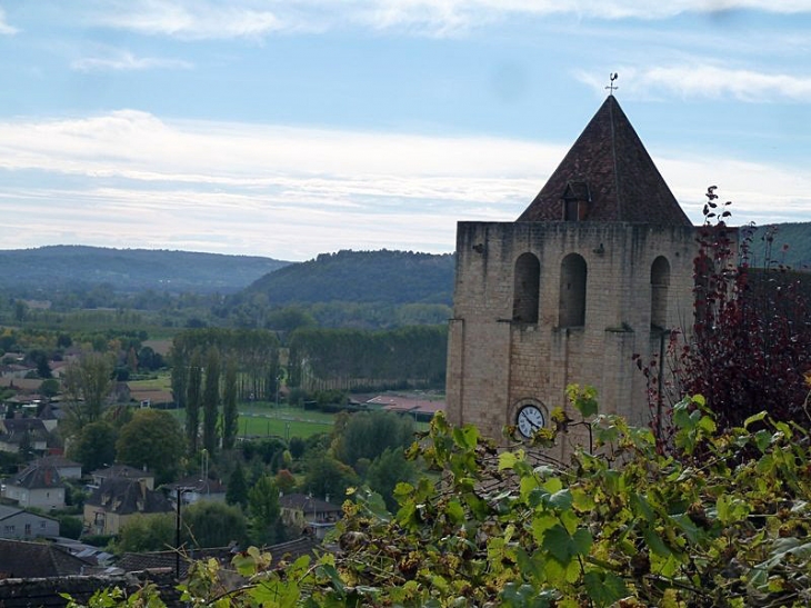 Vue sur le clocher - Saint-Cyprien