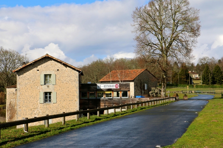 Le Restaurant. - Saint-Estèphe