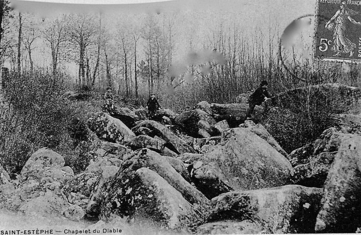 Le Chapelet du Diable, vers 1905 (carte postale ancienne). - Saint-Estèphe