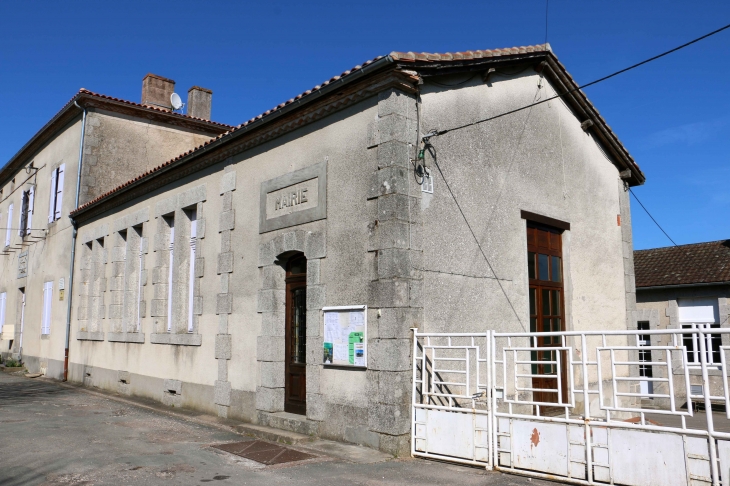 L'ancienne Mairie. - Saint-Estèphe