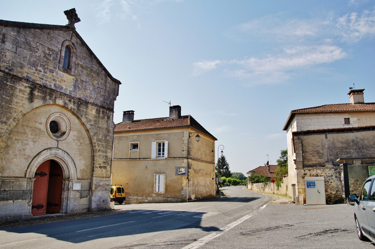 La Commune - Saint-Front-d'Alemps