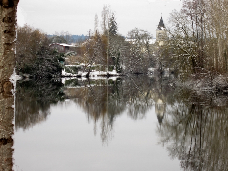  - Saint-Front-de-Pradoux