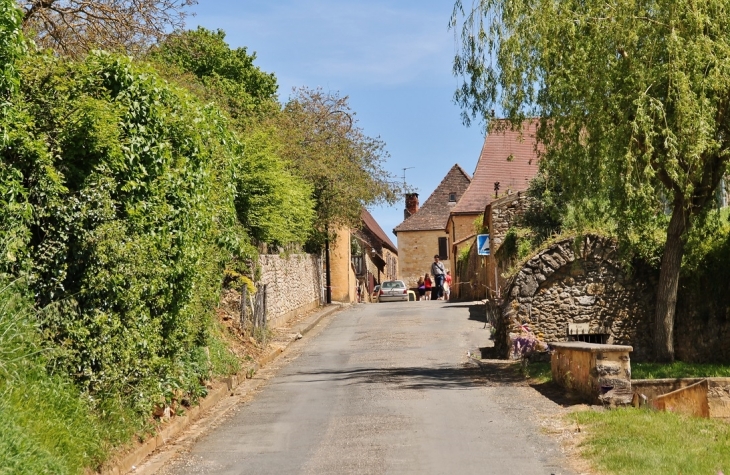 Le Village - Saint-Germain-de-Belvès