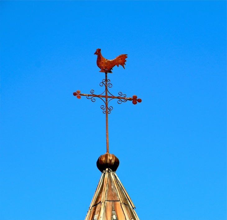 Le paratonnerre du clocher de l'église Saint Germain. - Saint-Germain-des-Prés