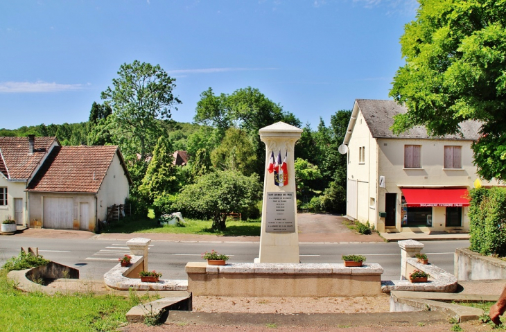 Monument-aux-Morts - Saint-Germain-des-Prés