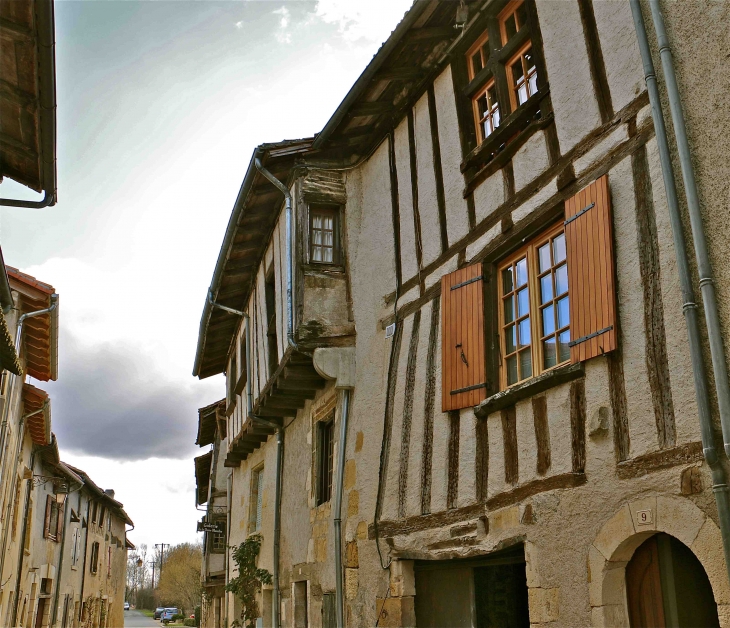 Rue du fond du bourg - Saint-Jean-de-Côle