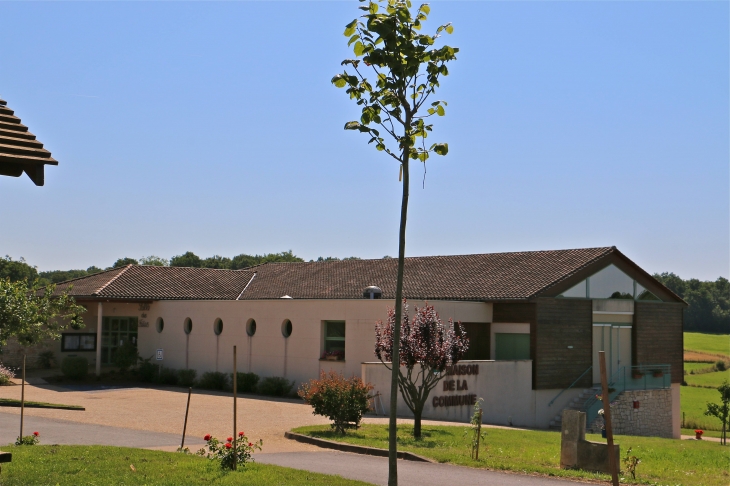 Maison de la Commune. - Saint-Jory-las-Bloux