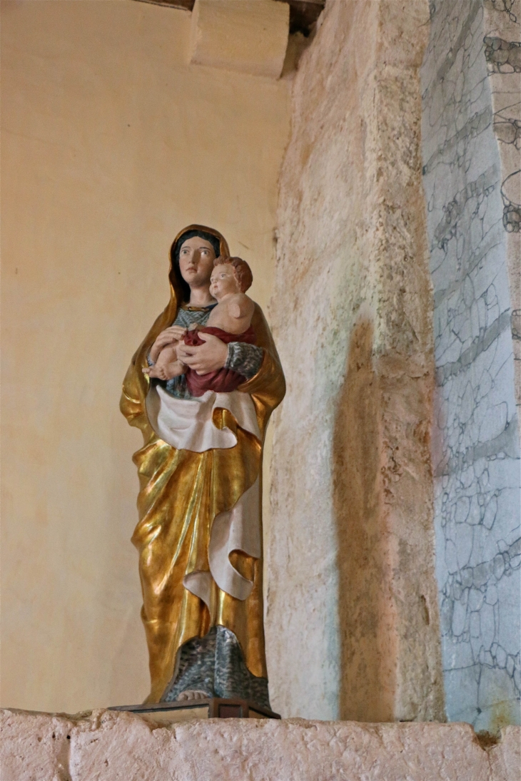 Dans-l-eglise-saint-georges - statue du XVIIe siècle. - Saint-Jory-las-Bloux