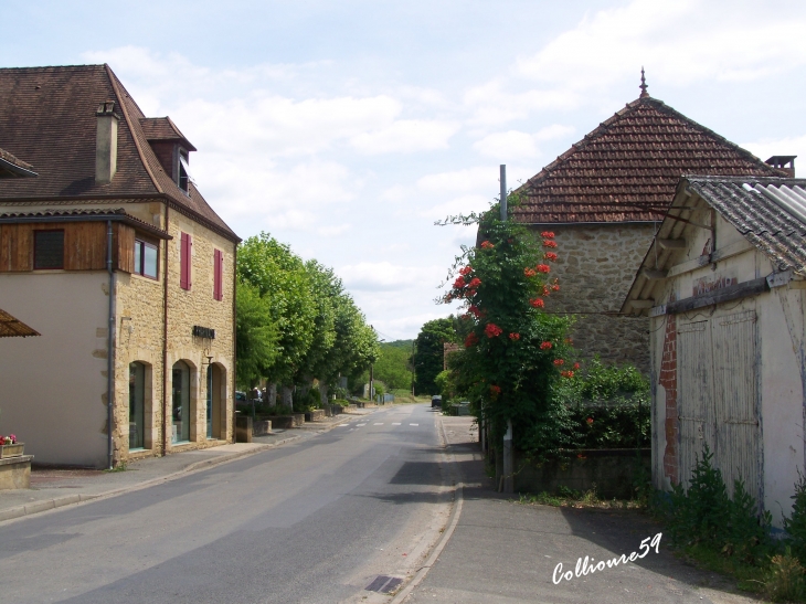  - Saint-Julien-de-Lampon