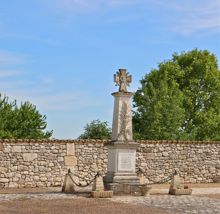 Le Monument aux Morts - Saint-Léon-d'Issigeac