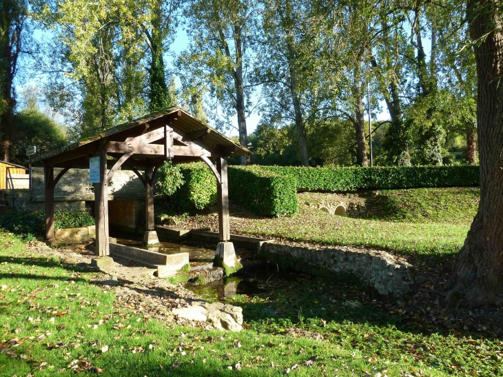 Le Lavoir - Saint-Marcel-du-Périgord