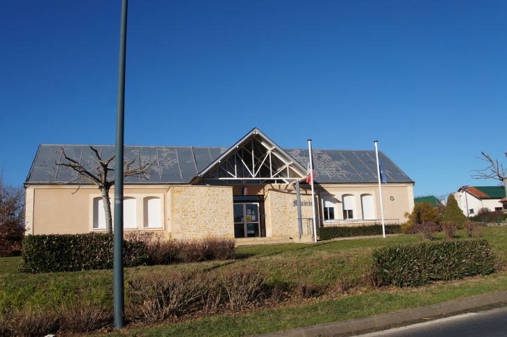 La Mairie. - Saint-Médard-d'Excideuil