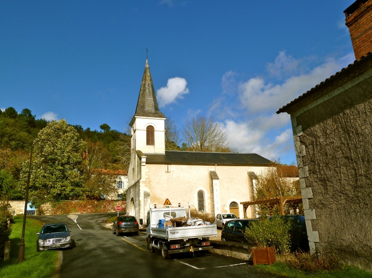 Place de l'église et la Mairie - Saint-Paul-de-Serre