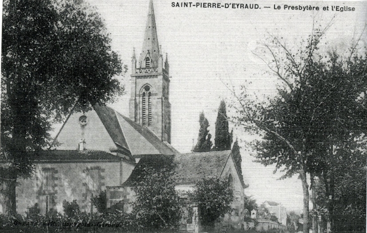 Le presbytère et l'église, début XXe siècle (carte postale ancienne). - Saint-Pierre-d'Eyraud