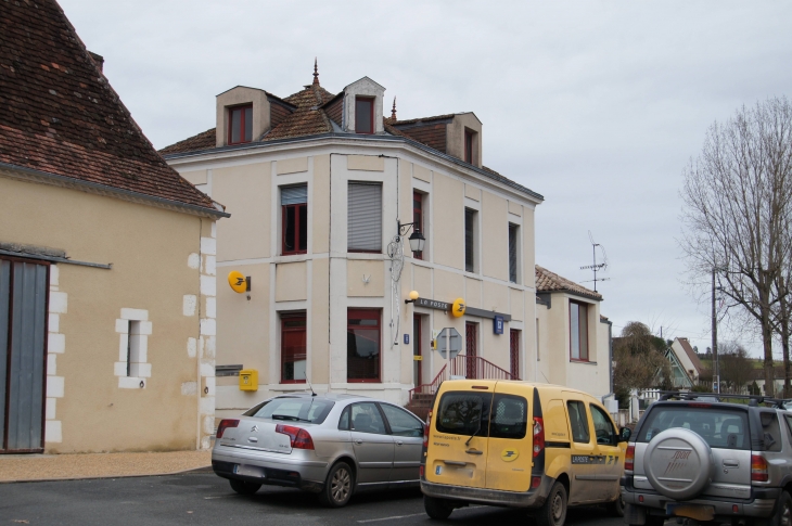 La Poste. - Saint-Pierre-de-Chignac