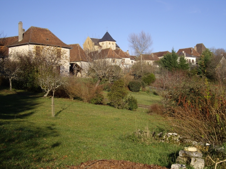 Le village perché. - Saint-Raphaël