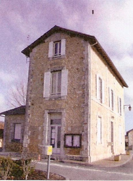 Mairie - Saint-Séverin-d'Estissac