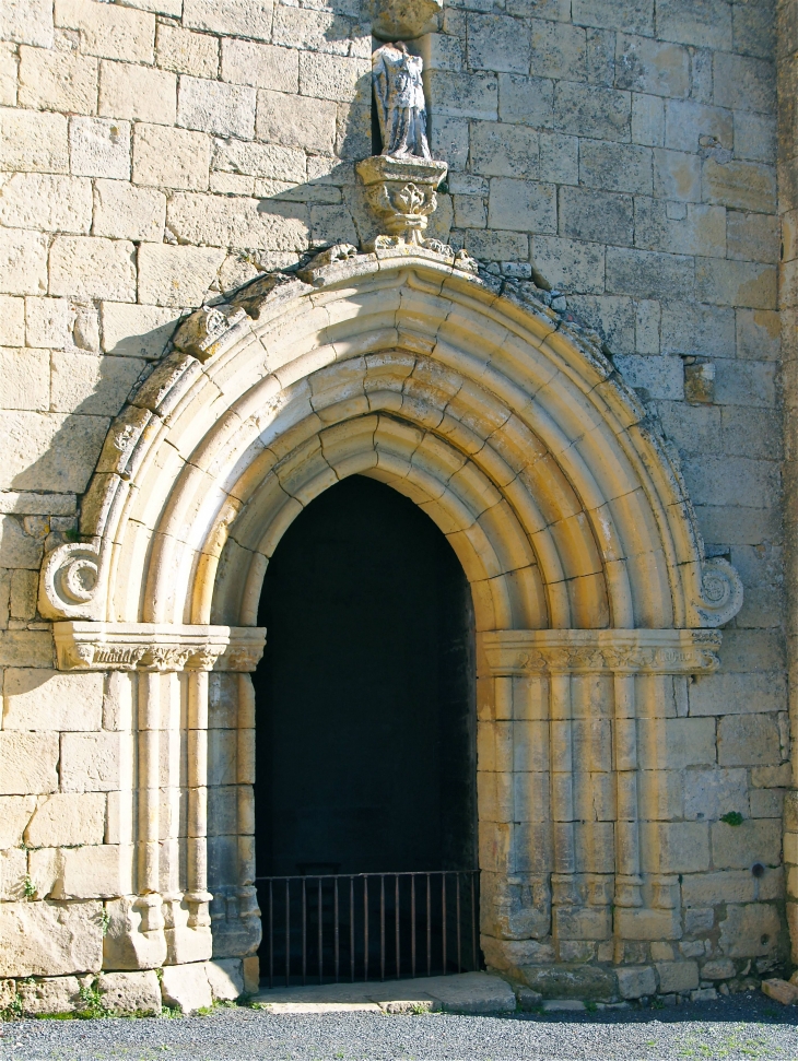 Portail de l'église. - Saint-Sulpice-d'Excideuil