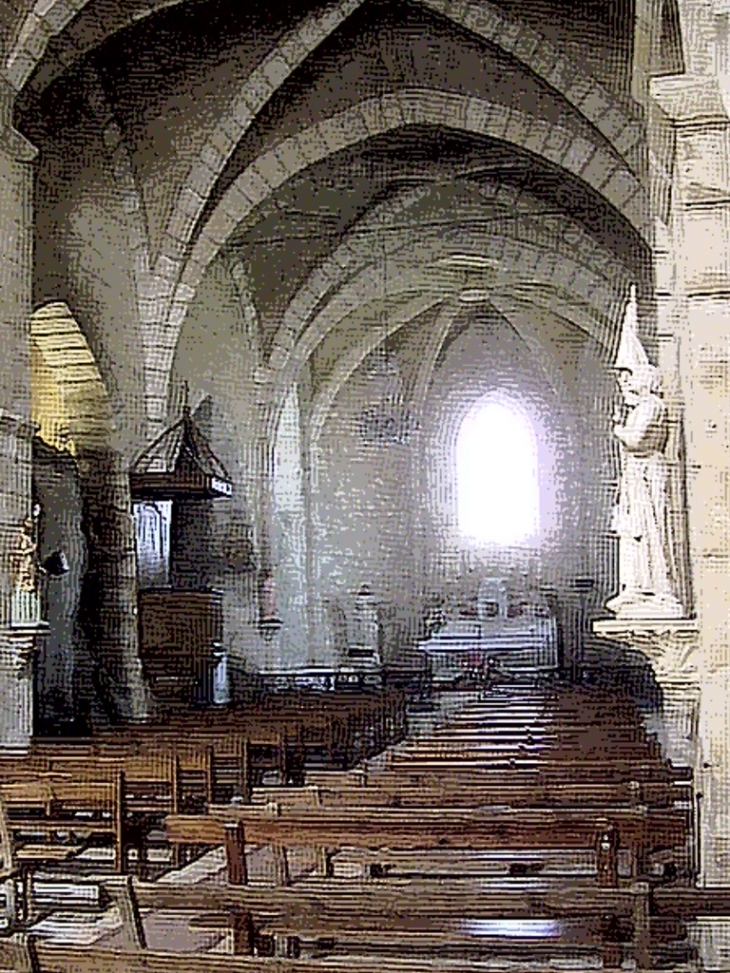 L'intérieur de l'église. - Saint-Vivien