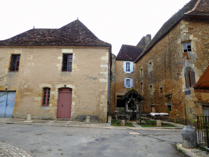 Maisons anciennes - Sainte-Alvère