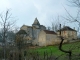 Eglise Sainte-Croix, construite au XIIe siècle, remaniée aux XIXe et XXe siècles.