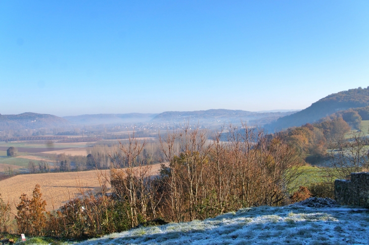 Aux alentours. - Sainte-Mondane