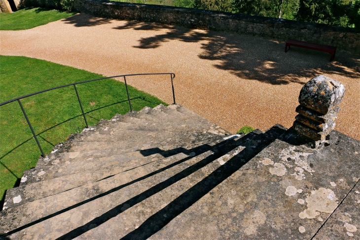 L'escalier du château de Fénelon - Sainte-Mondane