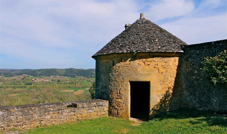 Le château de Fénelon - Sainte-Mondane