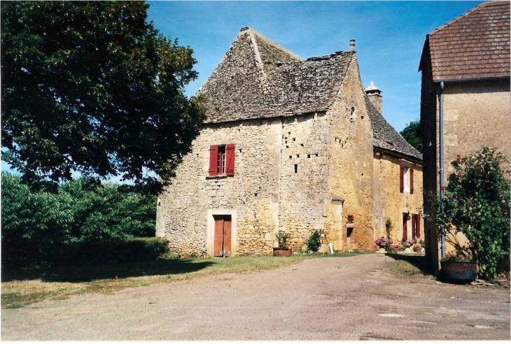 Sainte-Nathalène
