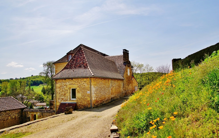 La Commune - Sainte-Nathalène