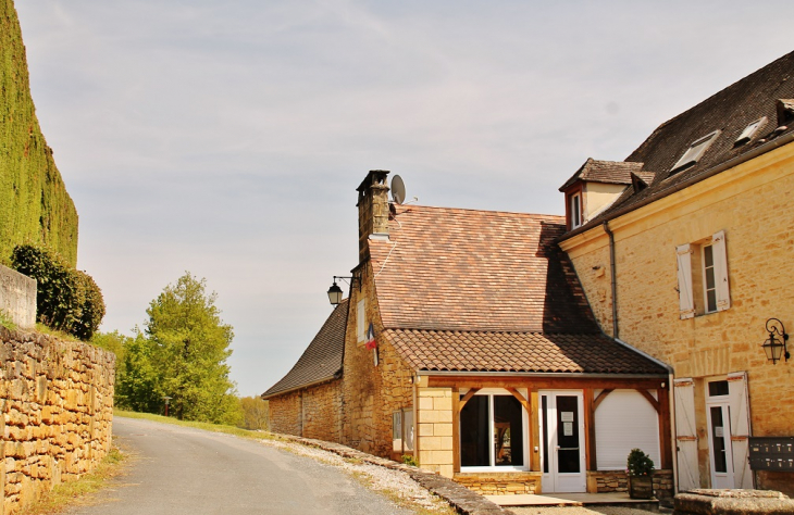 La Commune - Sainte-Nathalène