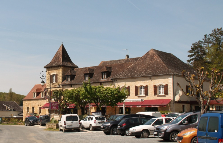 La Commune - Sainte-Nathalène