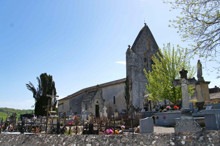 Eglise Saint-Christophe , XIIe siècle (murs) et XIXe siècle. - Sainte-Sabine-Born