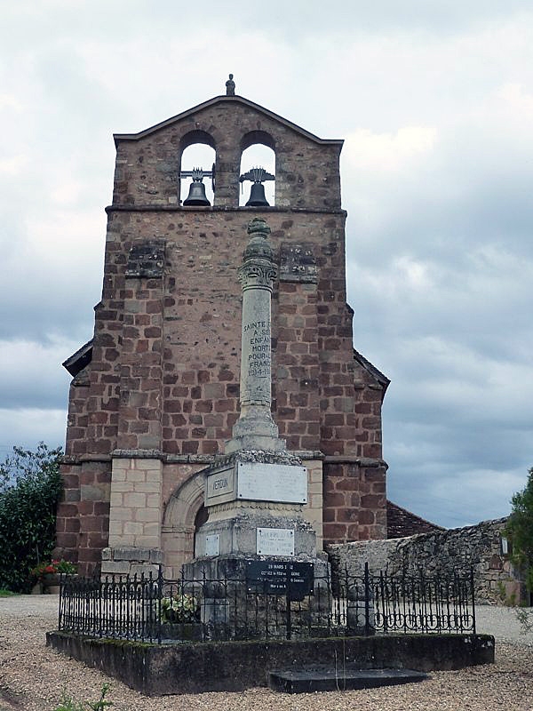 L'église - Sainte-Trie