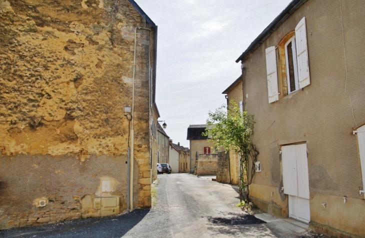 La Commune - Salignac-Eyvigues