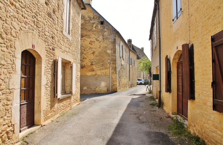 La Commune - Salignac-Eyvigues