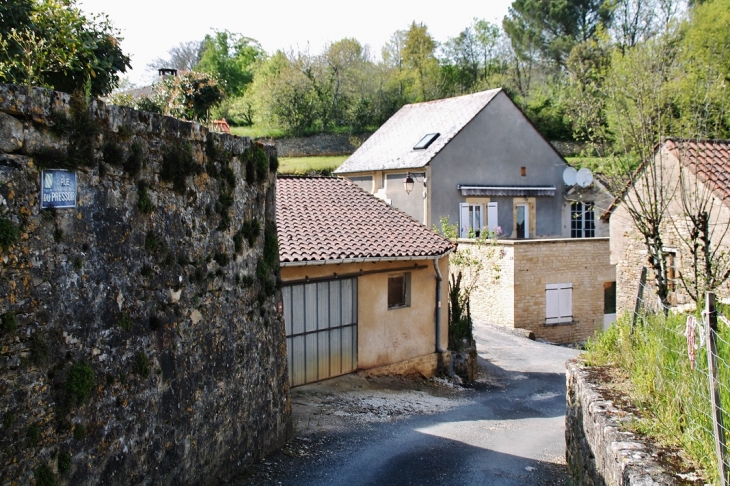 La Commune - Salignac-Eyvigues