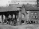 Photo précédente de Salignac-Eyvigues Ancienne Maison et Place de la Liberté, vers 1905 (carte postale ancienne).