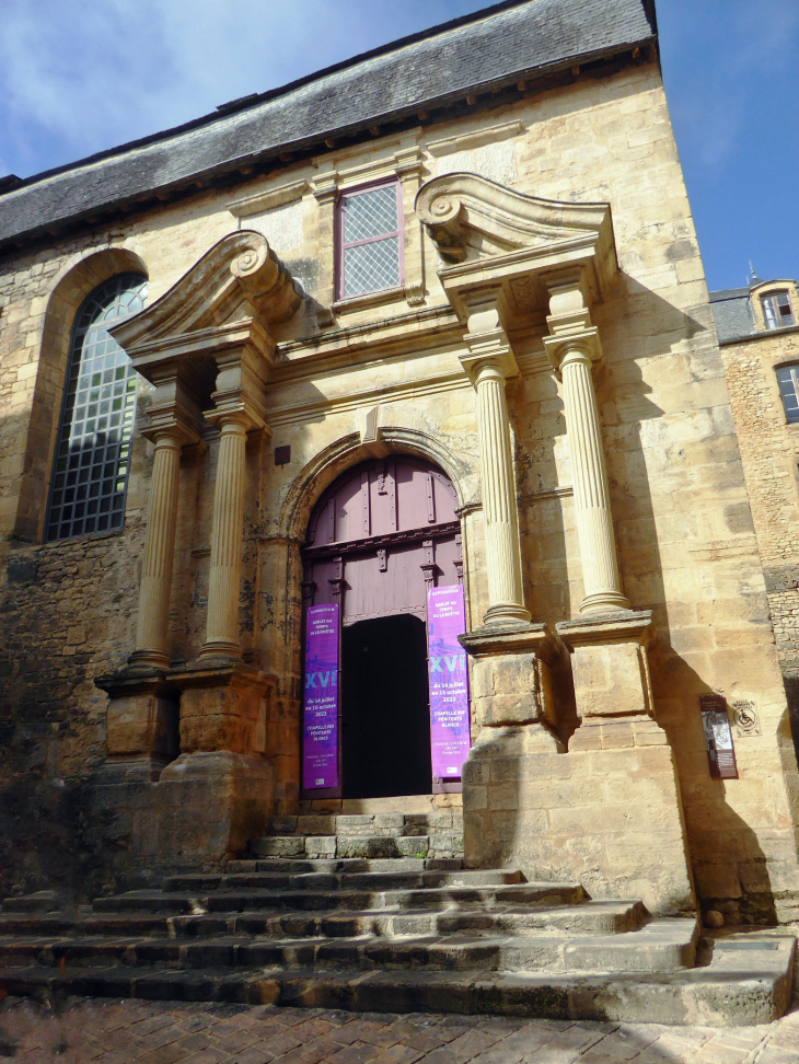 Le quartier Ouest : la chapelle des Pénitents blancs - Sarlat-la-Canéda